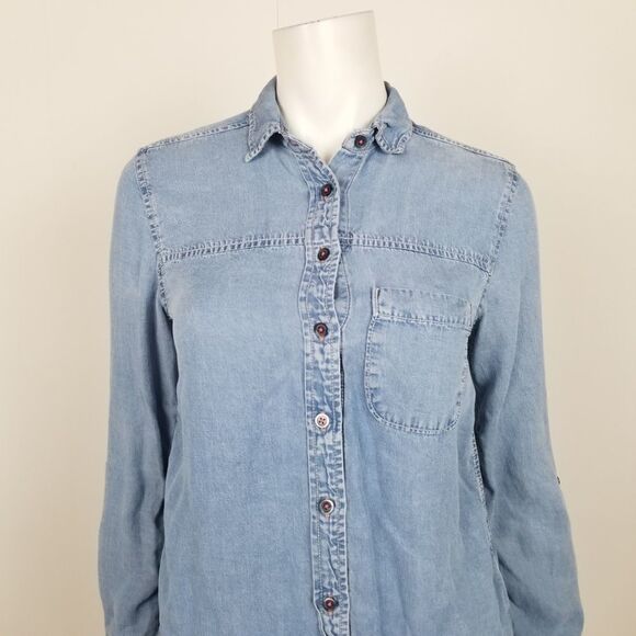 Holding Horses Anthropologie Chambray Button Down - Picture 2 of 6